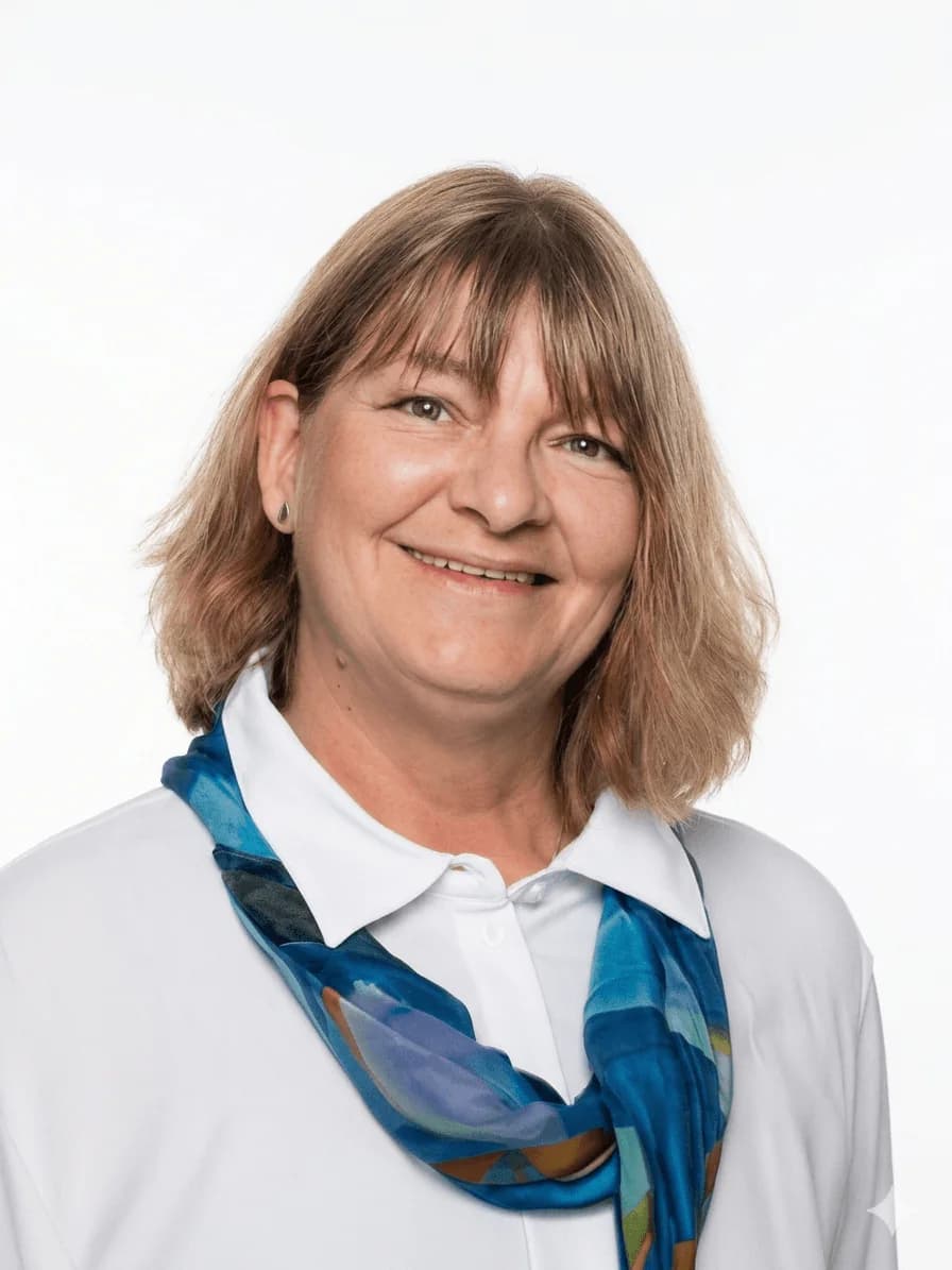 Manuela Kathmann-Sherriff Hanım
