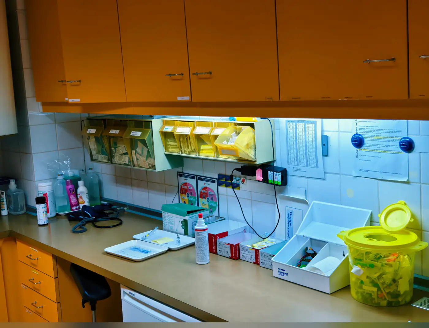 Kan tetkikleri ve tanı için muayenehane laboratuvarı – Praxis Johannisstraße, Osnabrück – Fotoğraf 1 / 6