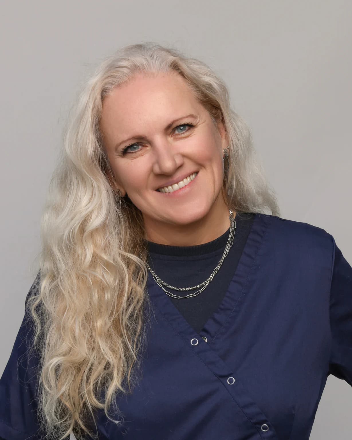 Emma Dentice Hanım